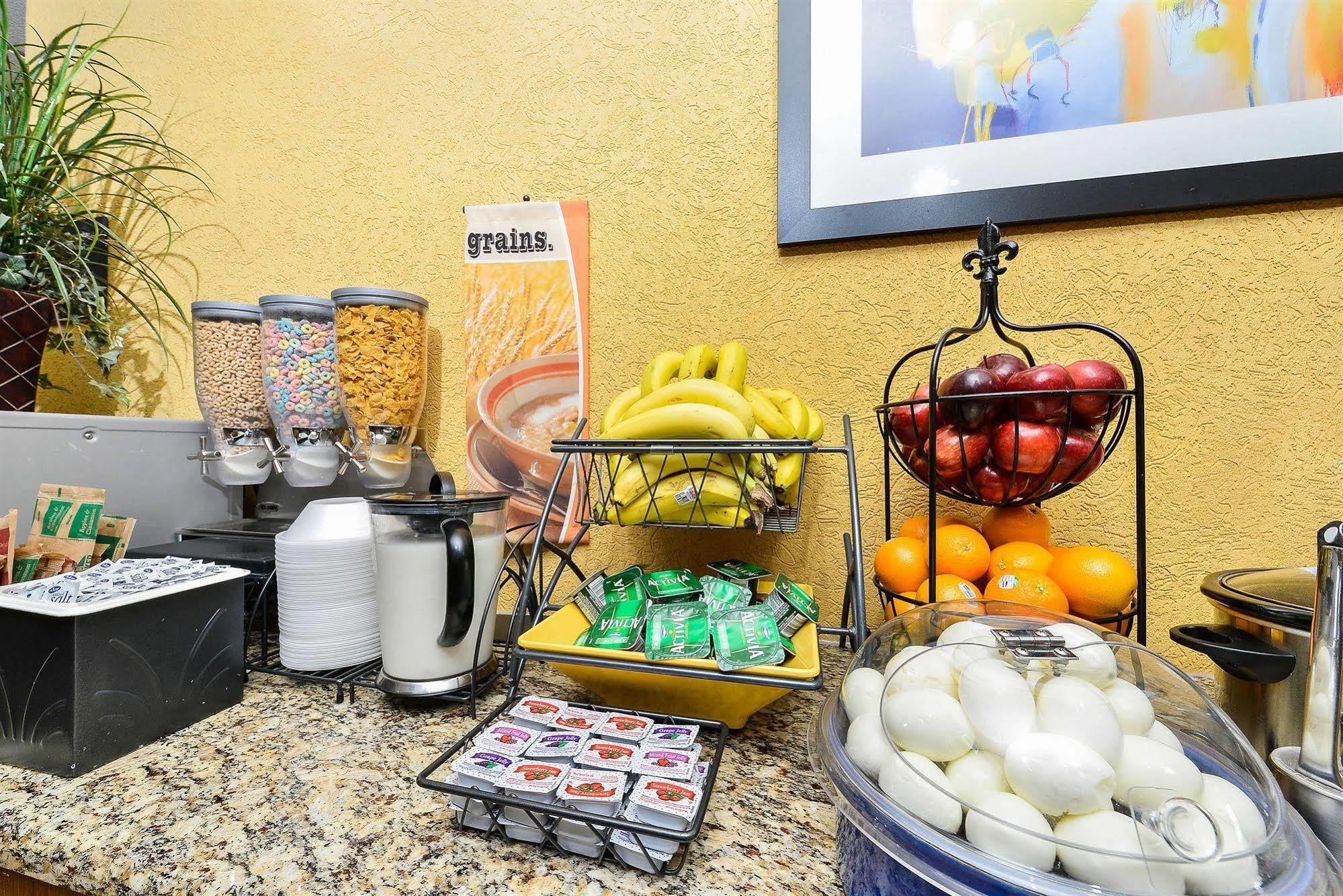Microtel Inn & Suites By Wyndham New Braunfels I-35 Ngoại thất bức ảnh